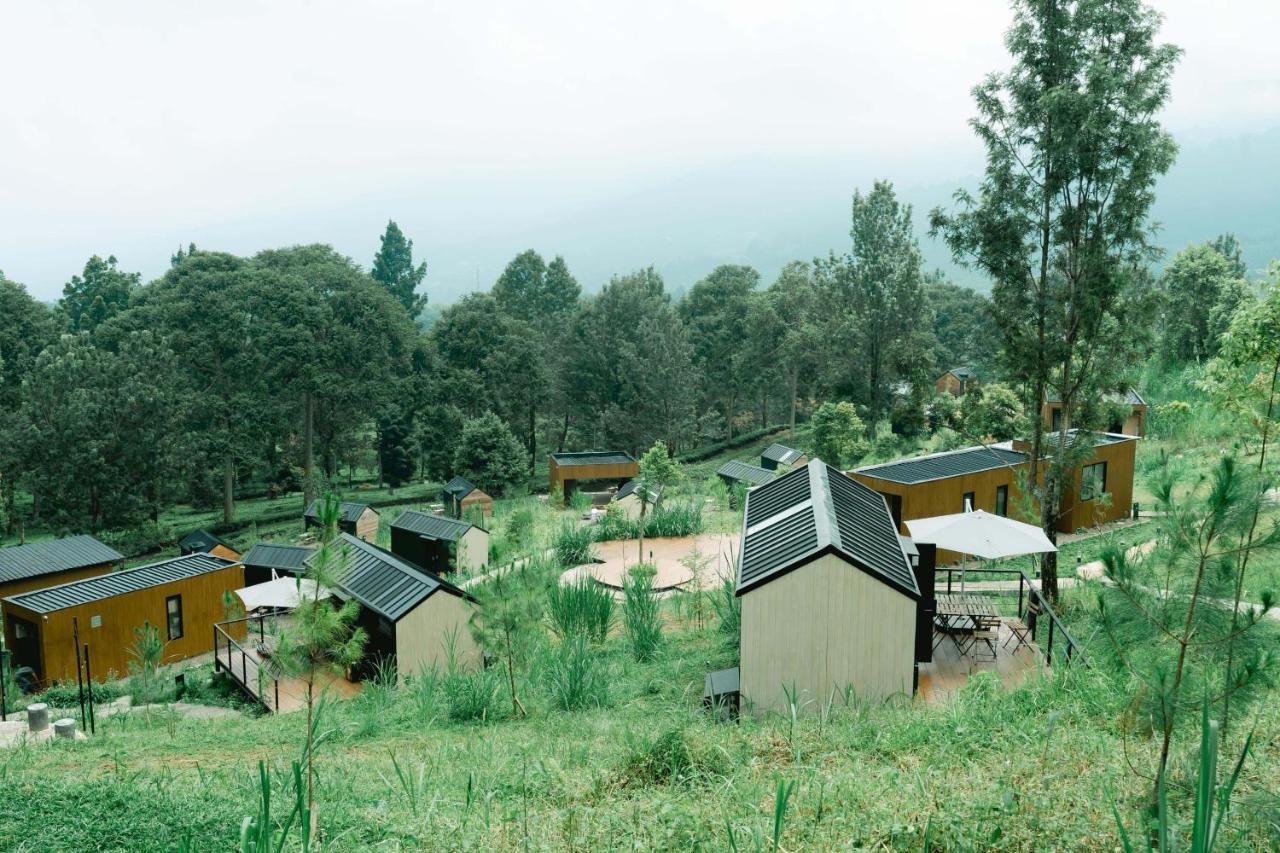 Bobocabin Gunung Mas, Puncak Tagalbato المظهر الخارجي الصورة